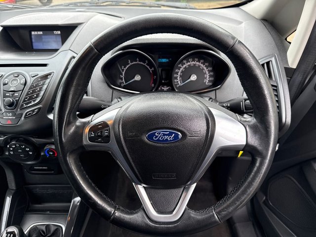2017 FORD ECOSPORT 1.5 Zetec SUV 5dr Petrol Manual 2WD Euro 5 (112 ps) - Photo 8