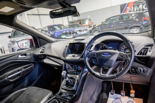 2017 Ford Kuga 2L St-Line 5dr - Photo 2