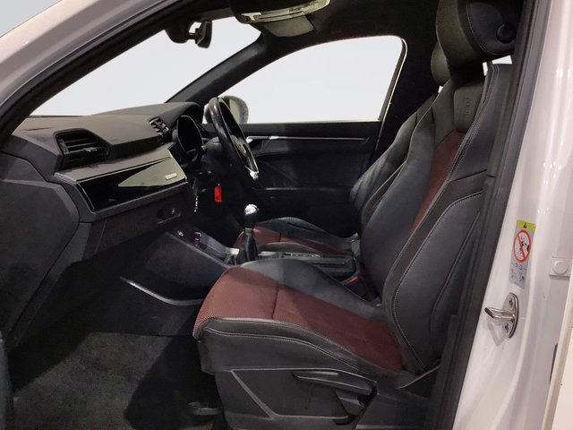 2021 Audi Q3 1.5L Black Edition 5dr - Photo 12