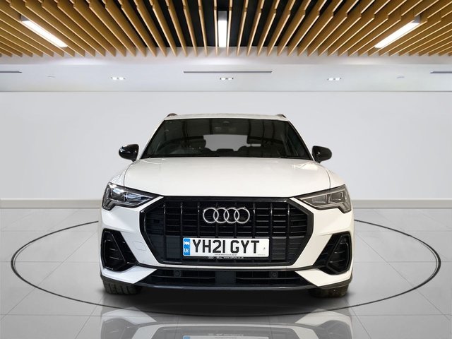 2021 Audi Q3 1.5L Black Edition 5dr - Photo 2