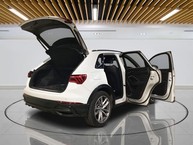2021 Audi Q3 1.5L Black Edition 5dr - Photo 10