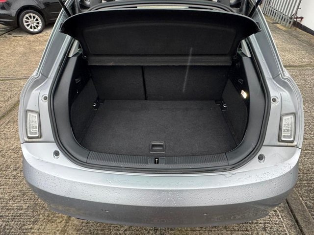 2014 Audi A1 1.6L Se 3dr - Photo 5