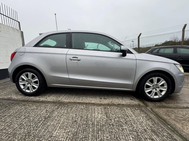 2014 Audi A1 1.6L Se 3dr - Photo 9