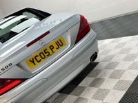 USED 2005 05 MERCEDES-BENZ SL 5.0 SL500 Convertible 2dr Petrol Automatic (292 g/km, 306 bhp) 