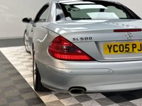 USED 2005 05 MERCEDES-BENZ SL 5.0 SL500 Convertible 2dr Petrol Automatic (292 g/km, 306 bhp) 