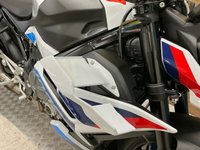 USED 2024 24 BMW M 1000 R   