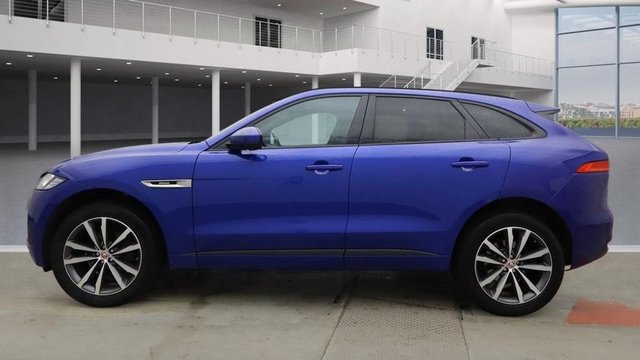 2020 Jaguar F-Pace 2L R-Sport 5dr - Photo 6