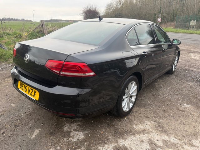 2015 VOLKSWAGEN PASSAT - Photo 4