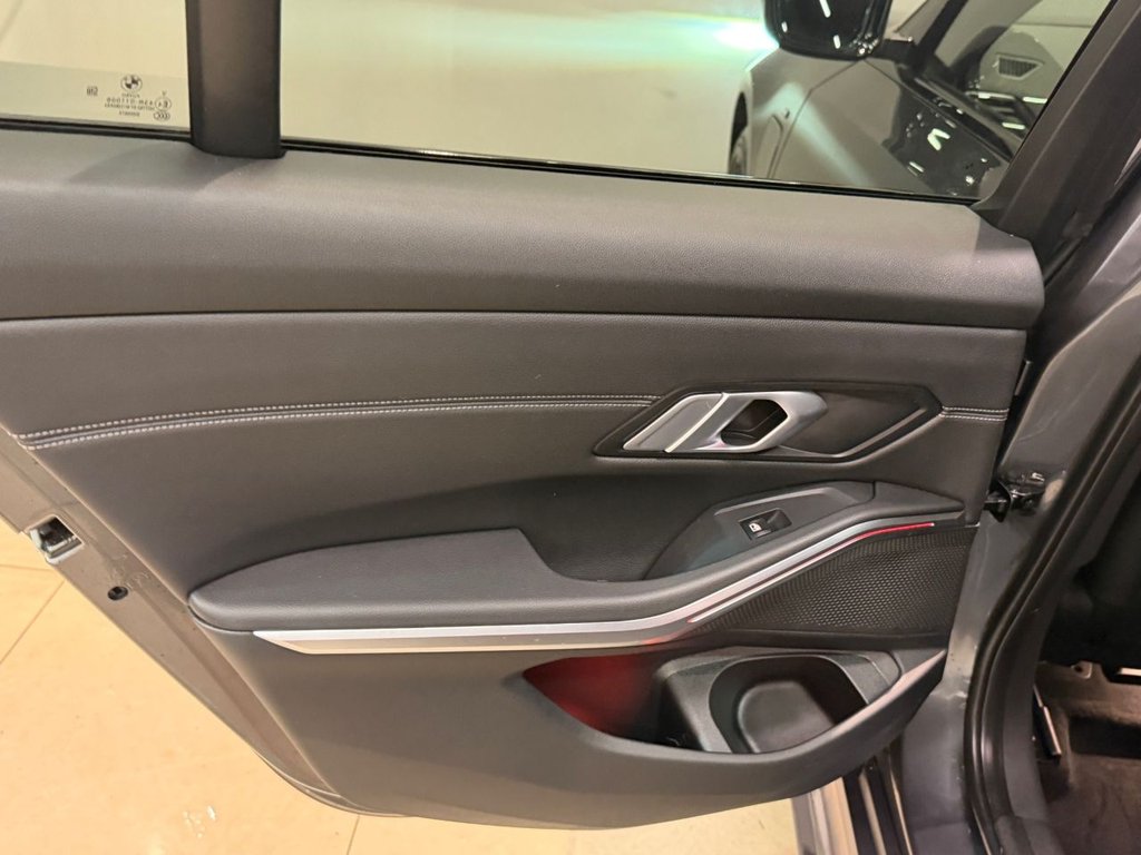 USED 2021 21 BMW 3 SERIES 2.0 330e 12kWh M Sport Touring 5dr Petrol Plug-in Hybrid Auto Euro 6 (s/s) (292 ps) 