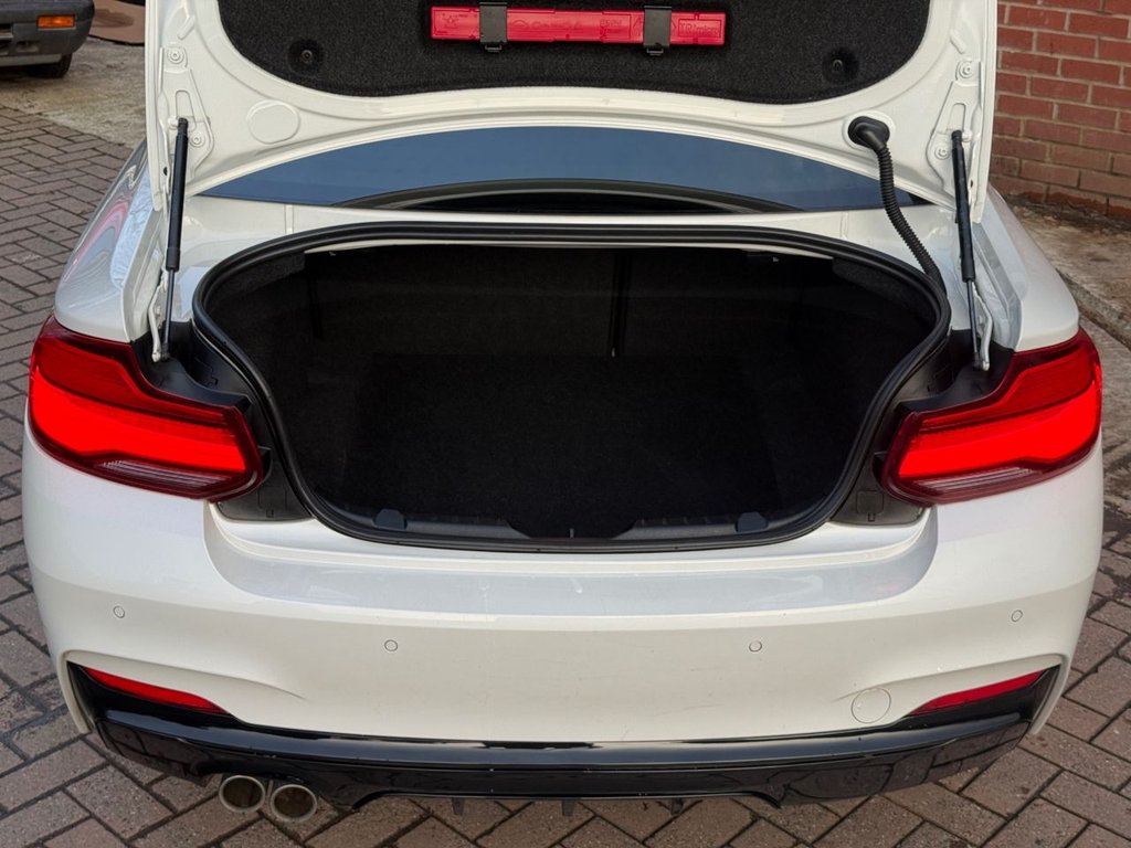 USED 2018 18 BMW 2 SERIES 2.0 220d M Sport Coupe 2dr Diesel Auto Euro 6 (s/s) (190 ps) 