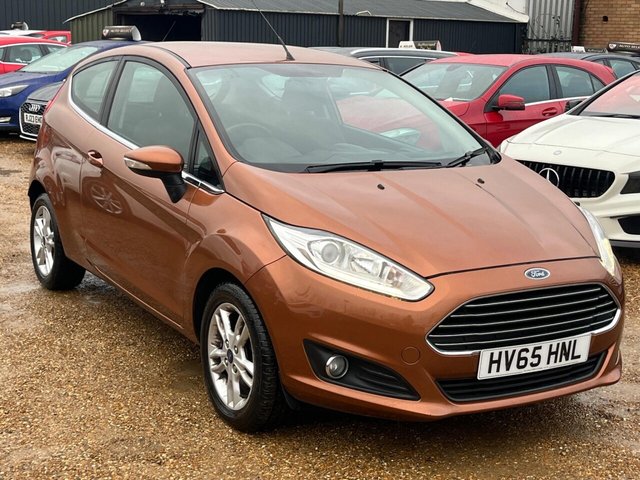 2015 FORD FIESTA - Photo 5