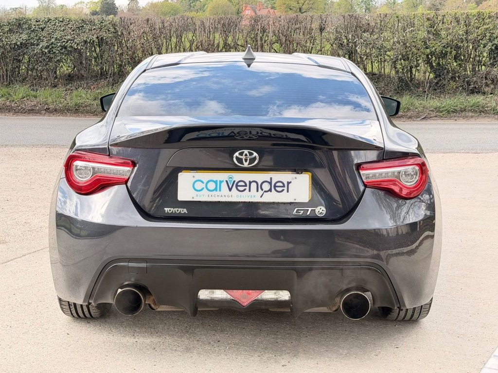 USED 2013 13 TOYOTA GT86 2.0 Boxer D-4S Coupe 2dr Petrol Auto Euro 5 (200 ps) 7 Services|SatNav|Cruise|Digital Dash|