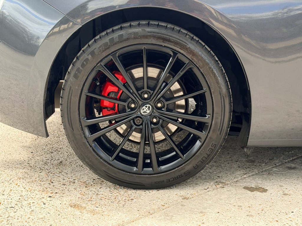 USED 2013 13 TOYOTA GT86 2.0 Boxer D-4S Coupe 2dr Petrol Auto Euro 5 (200 ps) 7 Services|SatNav|Cruise|Digital Dash|