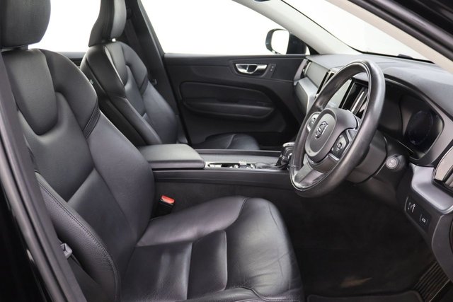 2020 Volvo Xc60 2L Momentum 5dr - Photo 12