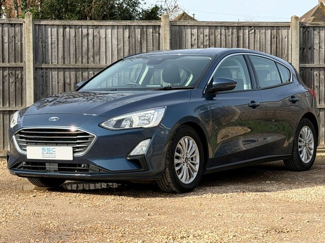 2018 Ford Focus - Photo 2