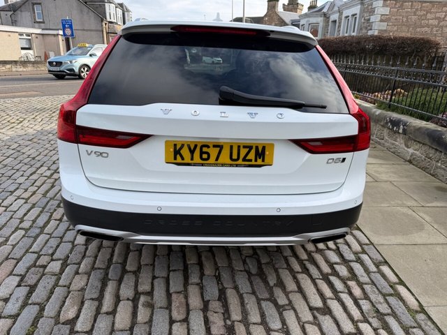 2017 VOLVO V90 Cross Country - Photo 9