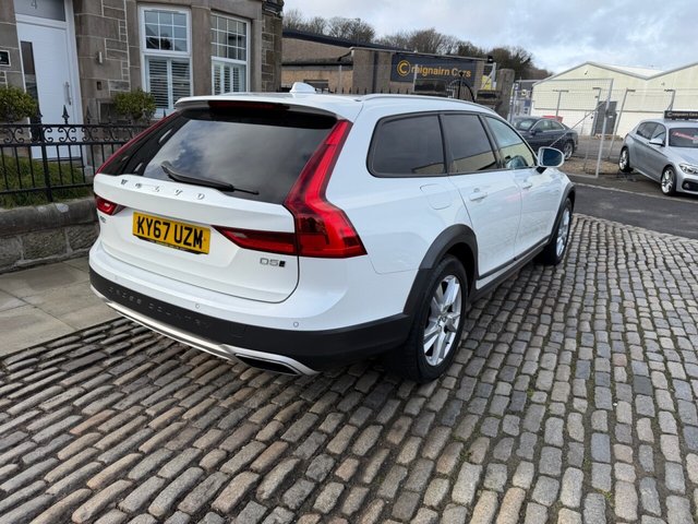 2017 VOLVO V90 Cross Country - Photo 12