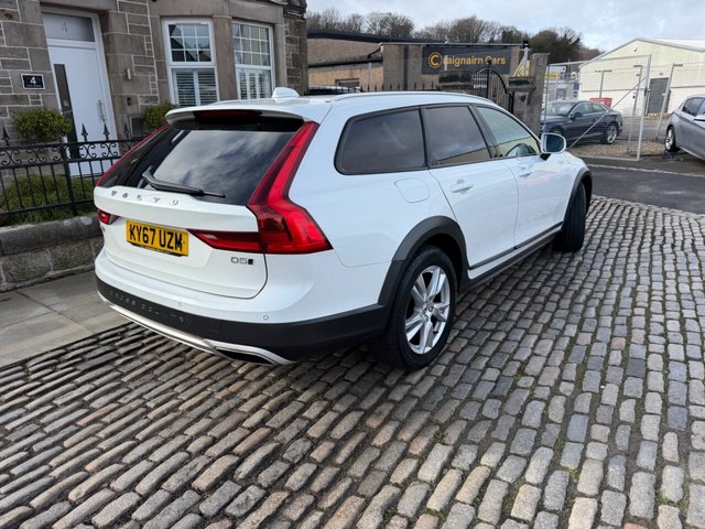 2017 VOLVO V90 Cross Country - Photo 11