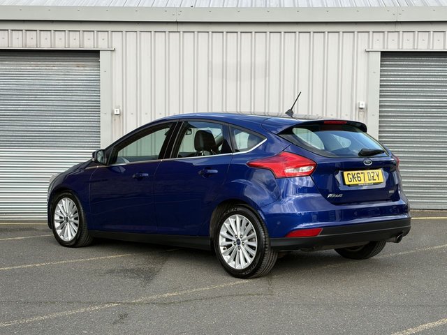 2017 FORD FOCUS - Photo 3