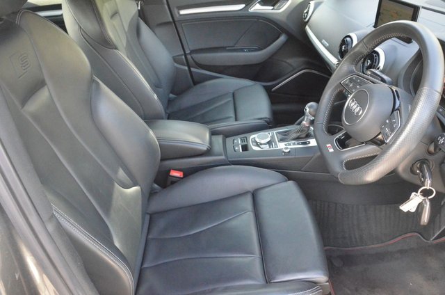 2019 AUDI S3 - Photo 9