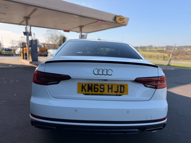 2019 Audi A4 2L Black Edition 4dr - Photo 11