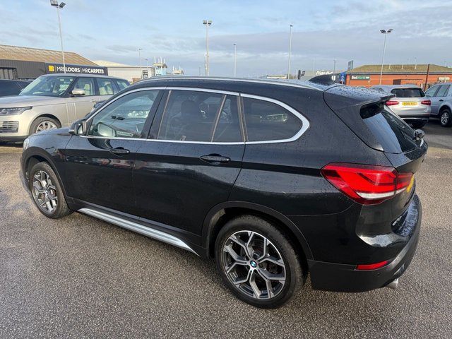 2019 BMW X1 2.0 18d xLine SUV 5dr Diesel Auto xDrive Euro 6 (s/s) (150 ps)-Factory Extras Worth £860-Finished In Black Sapphire Metallic-Black Dakota Leather Upholstery-Sun Protection Glazing-Climate Control-Mfsw-Dab Radio-Bluetooth-Satnav-Nice Family Car. - Photo 4