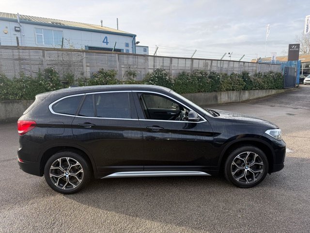 2019 BMW X1 2.0 18d xLine SUV 5dr Diesel Auto xDrive Euro 6 (s/s) (150 ps)-Factory Extras Worth £860-Finished In Black Sapphire Metallic-Black Dakota Leather Upholstery-Sun Protection Glazing-Climate Control-Mfsw-Dab Radio-Bluetooth-Satnav-Nice Family Car. - Photo 11