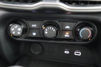 USED 2025 25 NISSAN JUKE 1.0 DIG-T Acenta Premium 5dr (APPLE CAR PLAY, PRIVACY GLASS) 