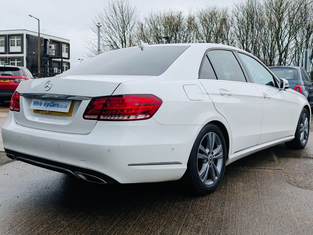 2014 Mercedes-Benz E-CLASS - Photo 4