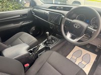 USED 2019 19 TOYOTA HILUX 2.4 D-4D Active Pickup Double Cab 4dr Diesel Manual 4WD Euro 6 (3.5t) (150 ps) 