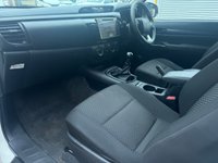 USED 2019 19 TOYOTA HILUX 2.4 D-4D Active Pickup Double Cab 4dr Diesel Manual 4WD Euro 6 (3.5t) (150 ps) 