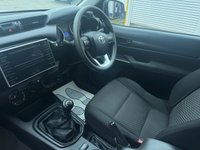 USED 2019 19 TOYOTA HILUX 2.4 D-4D Active Pickup Double Cab 4dr Diesel Manual 4WD Euro 6 (3.5t) (150 ps) 
