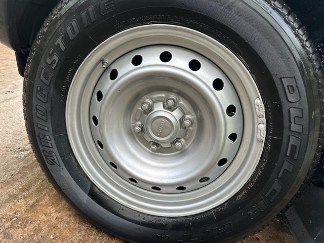 2022 ISUZU D-MAX - Photo 5