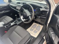 USED 2019 19 TOYOTA HILUX 2.4 D-4D Active Pickup Double Cab 4dr Diesel Manual 4WD Euro 6 (3.5t) (150 ps) 