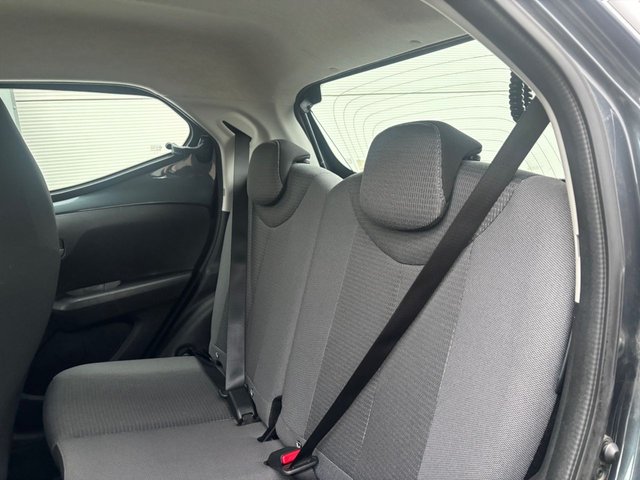 2021 TOYOTA AYGO 1.0 VVT-i x-play Hatchback 5dr Petrol Manual Euro 6 (Safety Sense) (71 ps) - Photo 4