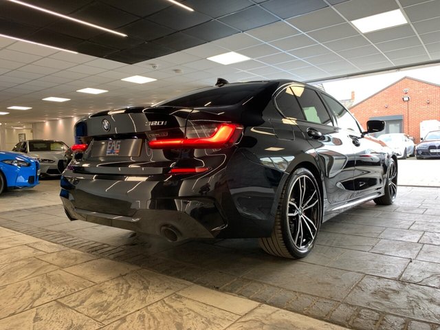 USED 2021 71 BMW 3 SERIES 2.0 320i M Sport Saloon 4dr Petrol Auto Euro 6 (s/s) (184 ps) LOW MILEAGE | M SPORT PRO PACKAGE
