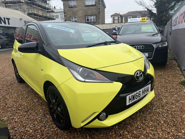 2016 TOYOTA AYGO 2016 1.0 VVT-i x-cite 3 Yellow Bi-Tone Hatchback 5dr Petrol x-shift Euro 6 (68 ps) - Photo 7