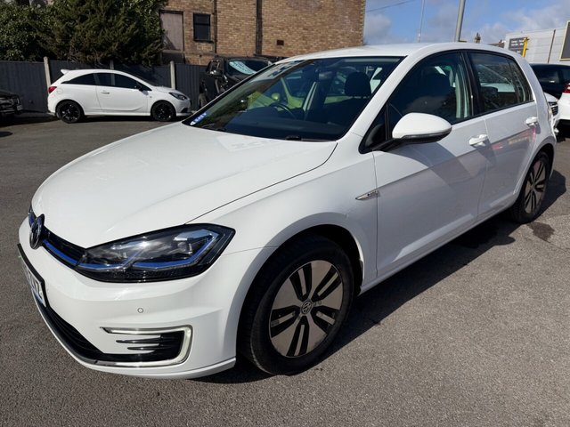 2019 Volkswagen E-Golf - Photo 5