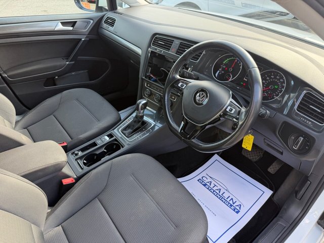 2019 Volkswagen E-Golf - Photo 9