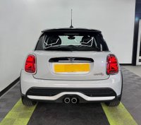 USED 2022 22 MINI HATCH 2.0 Cooper S Exclusive Hatchback 3dr Petrol Steptronic Euro 6 (s/s) (178 ps) 