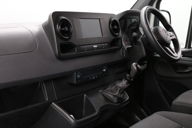 2021 Mercedes-Benz SPRINTER - Photo 2