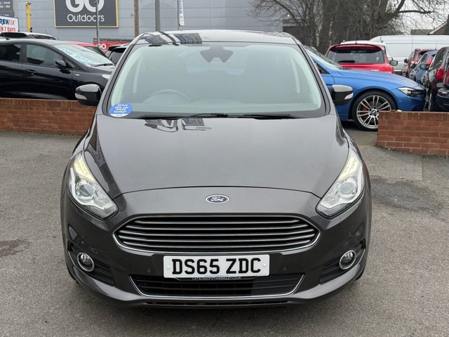 2015 Ford S-Max 1.5L Titanium 5dr - Photo 2