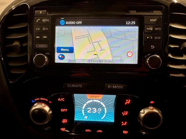 2018 NISSAN JUKE 1.5 dCi N-Connecta SUV 5dr Diesel Manual Euro 6 (s/s) (110 ps) - Photo 11