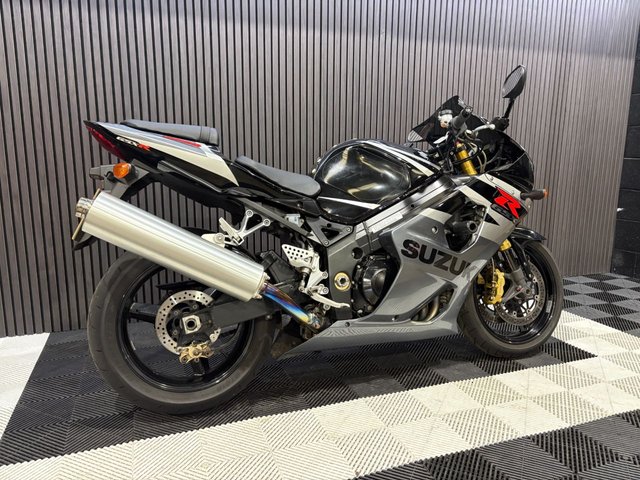 View our SUZUKI GSX-R1000