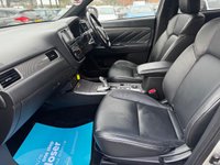 USED 2018 68 MITSUBISHI OUTLANDER 2.4h TwinMotor 13.8kWh 4h SUV 5dr Petrol Plug-in Hybrid CVT 4WD Euro 6 (s/s) (209 ps) Bluetooth,heat seats,cruise+