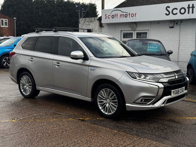 2018 MITSUBISHI OUTLANDER - Photo 9
