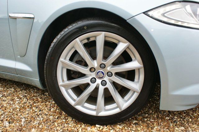 2011 JAGUAR XF 2.2d Premium Luxury Saloon 4dr Diesel Auto Euro 5 (s/s) (190 ps) - Photo 10