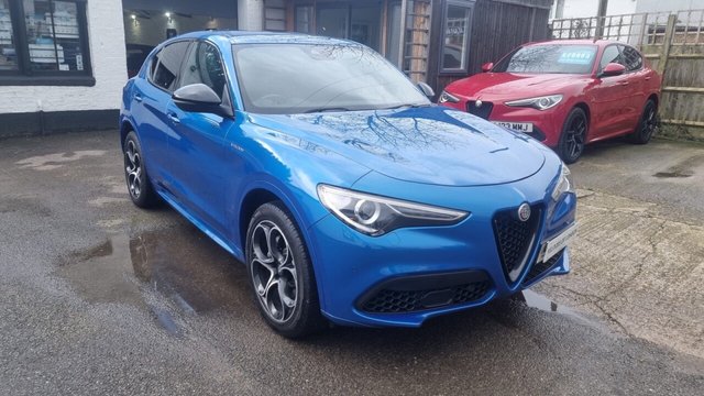 2022 Alfa Romeo Stelvio - Photo 6