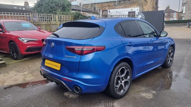 2022 Alfa Romeo Stelvio - Photo 7