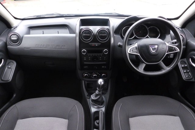 2017 DACIA DUSTER - Photo 2